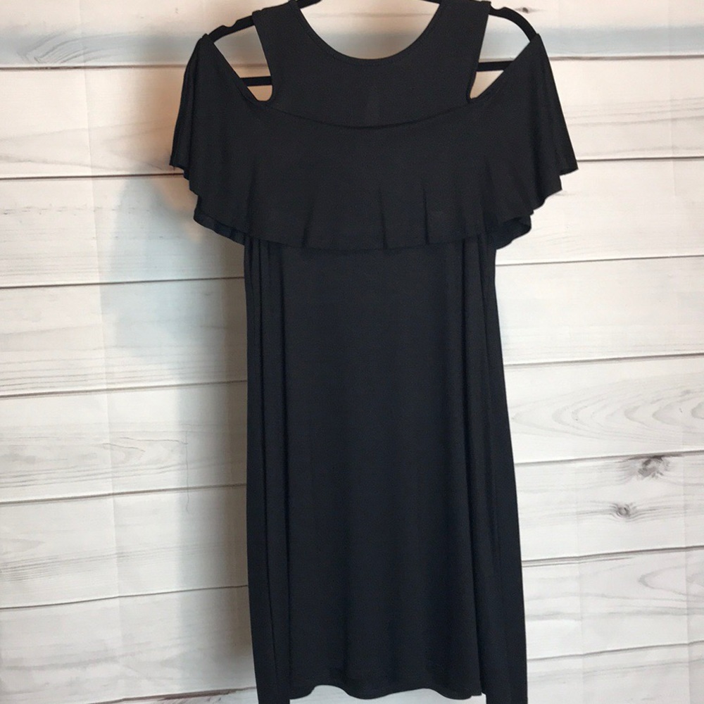 Black cold shoulder tunic